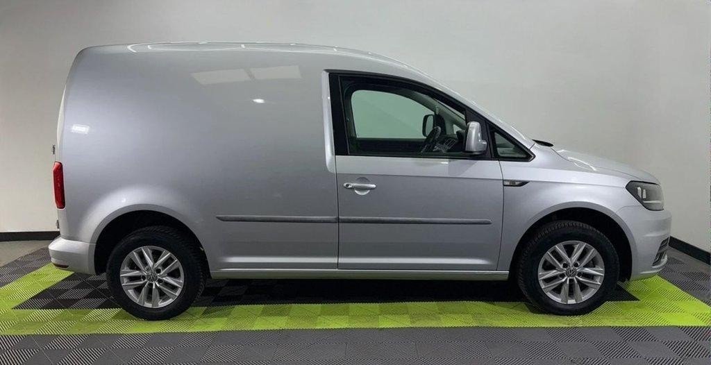 2019 19 VOLKSWAGEN CADDY 2.0 TDI C20 BLUEMOTION TECH HIGHLINE PANEL VAN 5DR DIES