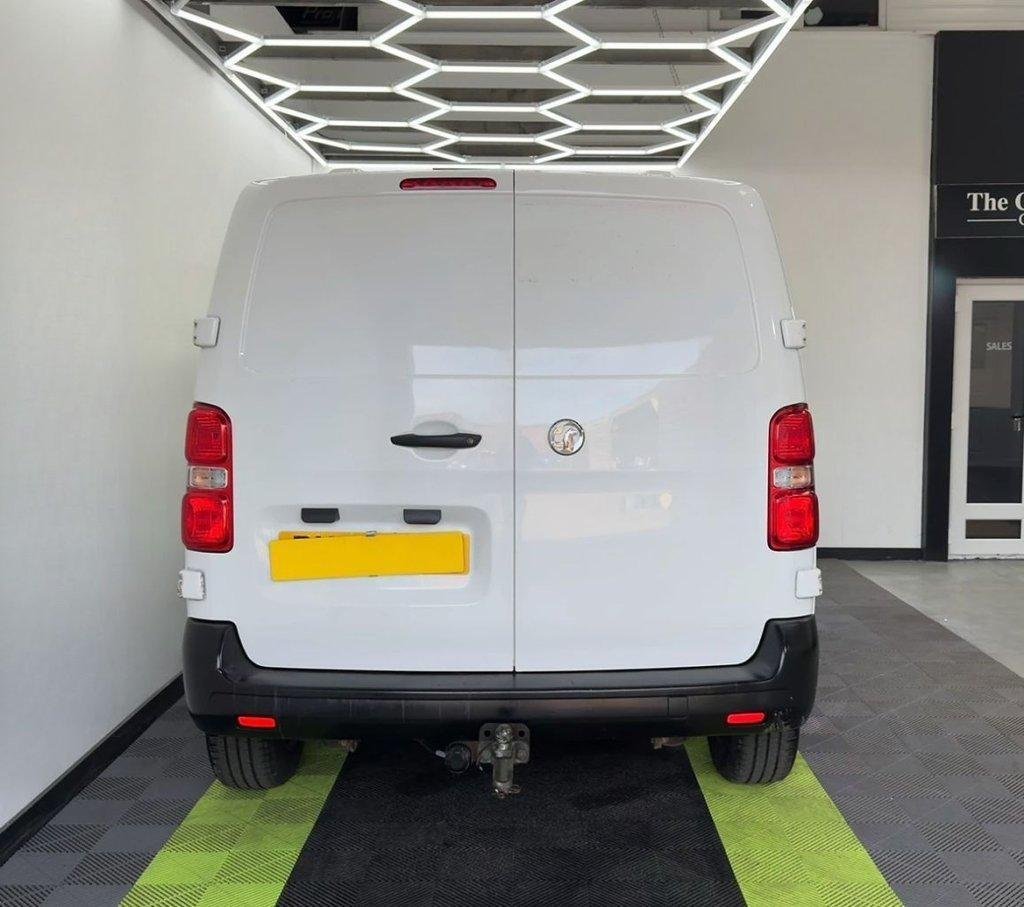 2020 20 VAUXHALL VIVARO 2.0 TURBO D 3100 EDITION PANEL VAN 5DR DIESEL MANUAL L1