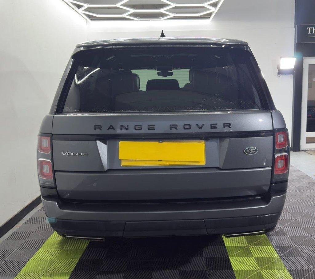2018 18 LAND ROVER RANGE ROVER 3.0 TD V6 VOGUE SUV 5DR DIESEL AUTO 4WD EURO 6 (S