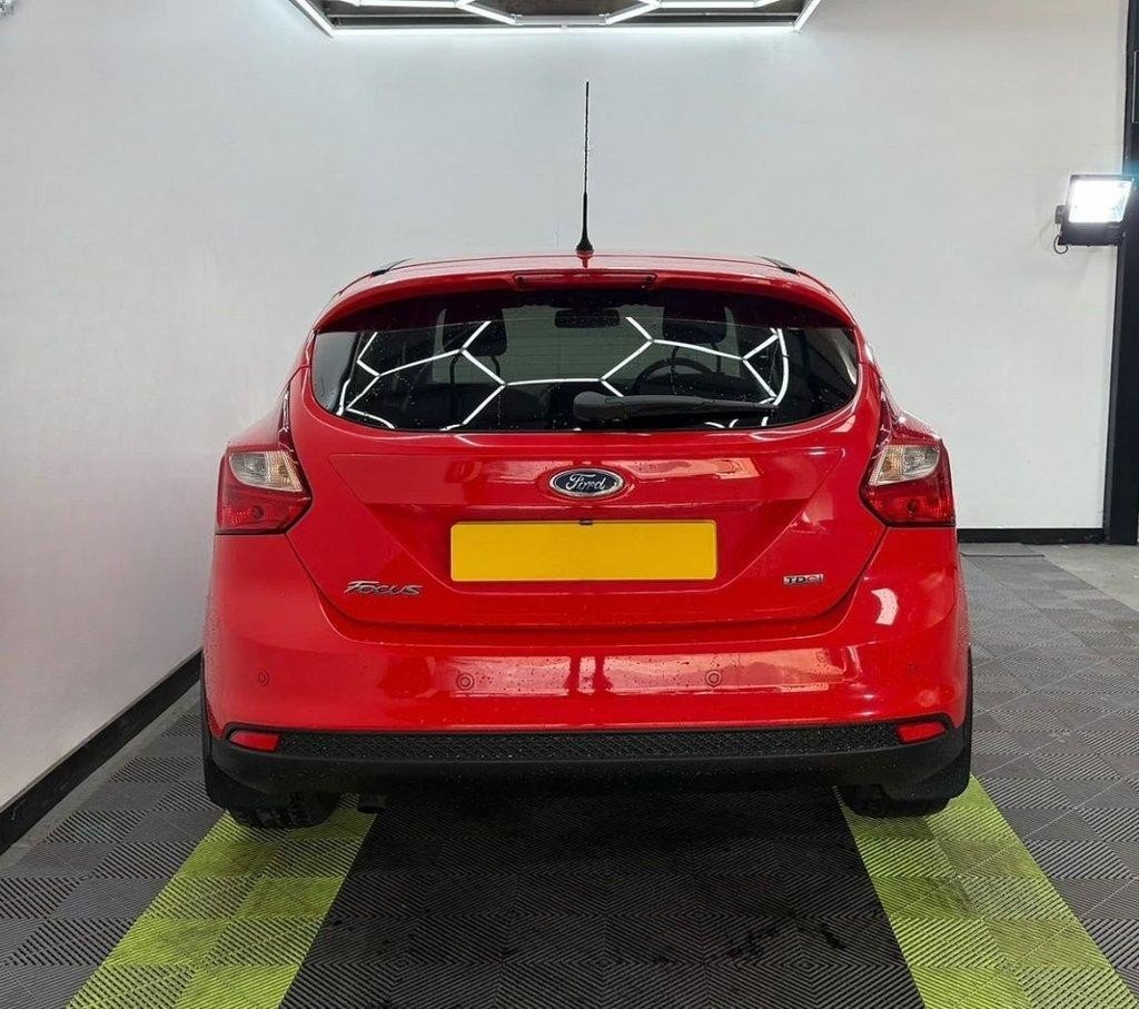 2014 14 FORD FOCUS 1.6 TDCI TITANIUM NAVIGATOR HATCHBACK 5DR DIESEL MANUAL EURO