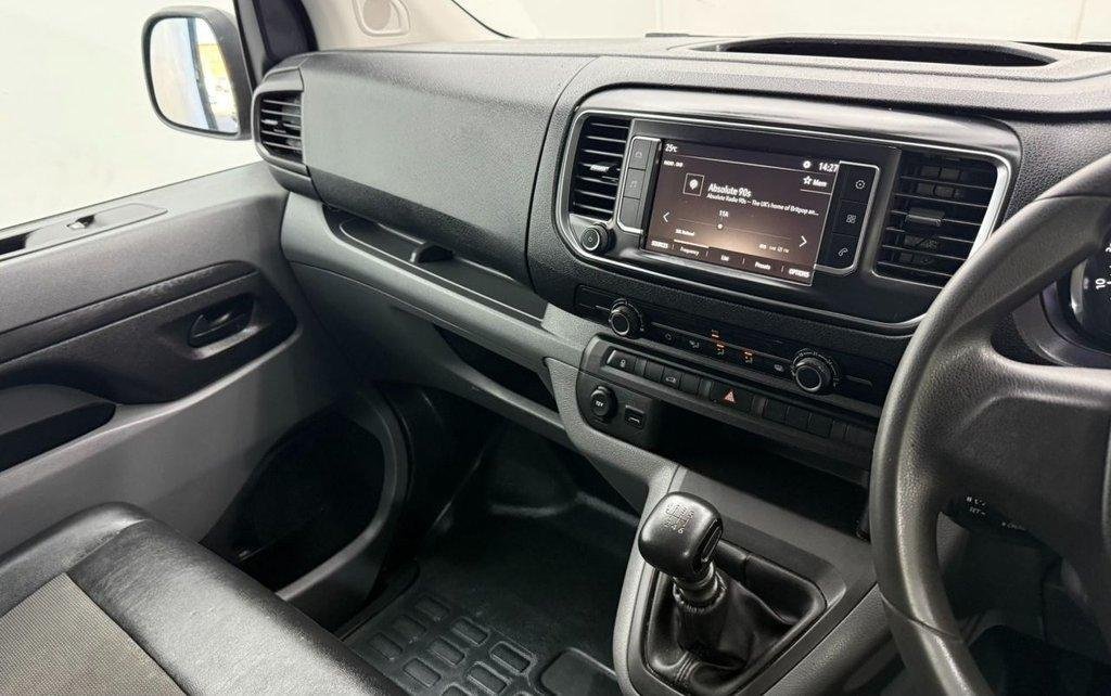 2020 70 VAUXHALL VIVARO 1.5 TURBO D 2900 DYNAMIC PANEL VAN 6DR DIESEL MANUAL L2