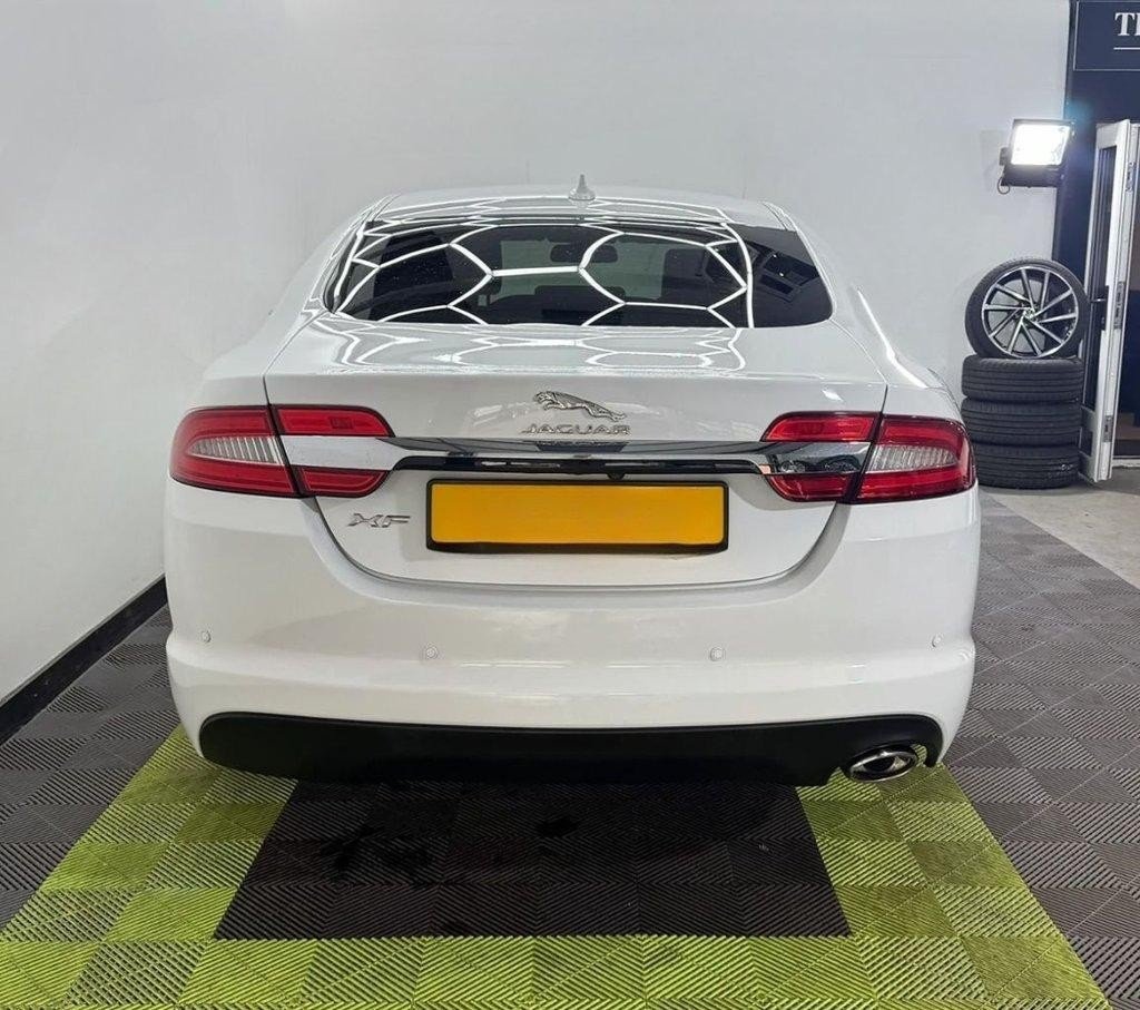 2015 15 JAGUAR XF 2.2D PORTFOLIO SALOON 4DR DIESEL AUTO EURO 5 (S/S) (163 PS) DI