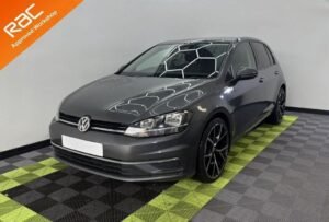 2017 67 VOLKSWAGEN GOLF 1.6 TDI BLUEMOTION TECH SE NAV HATCHBACK 5DR DIESEL MANU